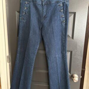 Banana Republic Premium Denim Flare 31 with buttons front